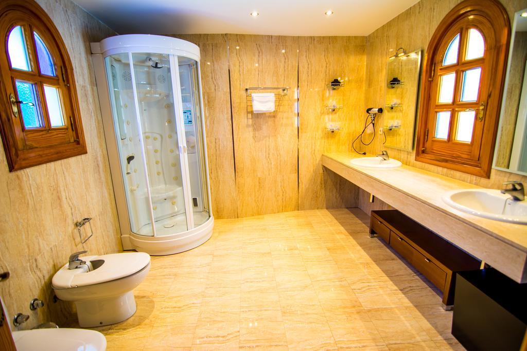 16:9 Los Molinos Suites Альмерия Номер фото