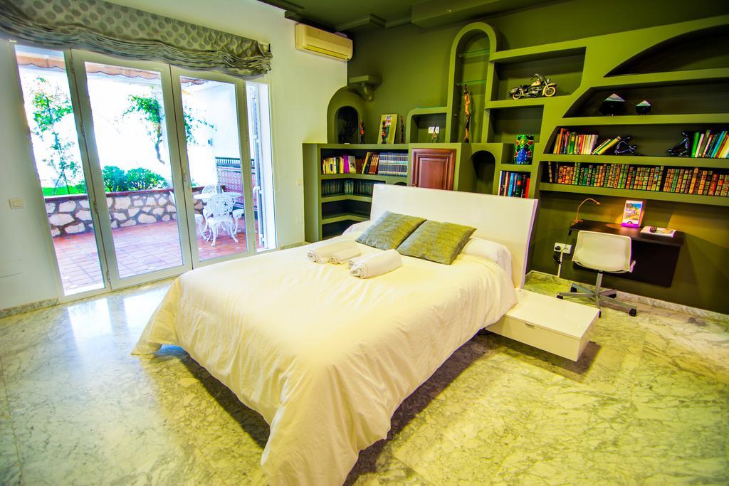 16:9 Los Molinos Suites Альмерия Номер фото
